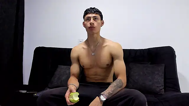 Snapshot of jey_cox23 chatting on November 22, 2025, 10:36 am jey cox23 online show from November 22, 2025, 10:36 am