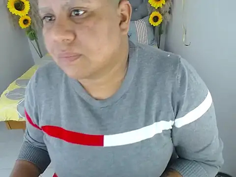 hotlesby valery online show from November 10, 2025, 12:04 pm