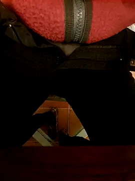 Snapshot of mecumming2 chatting on November 23, 2025, 5:46 pm mecumming2 online show from November 23, 2025, 5:46 pm