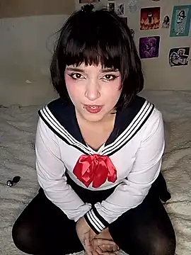 lucianasama online show from October 9, 2025, 3:26 am