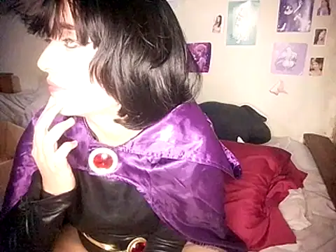 lucianasama online show from July 7, 2026, 6:47 am