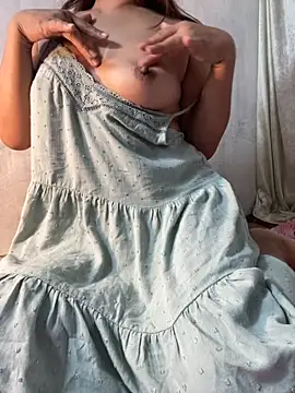 Min-sexy01 online show from November 3, 2025, 8:15 am