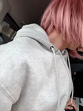 Snapshot of takusaki223 chatting on March 17, 2026, 1:10 am takusaki223 online show from March 17, 2026, 1:10 am