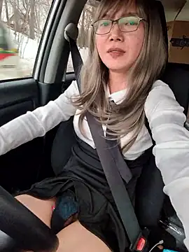 Snapshot of takusaki223 chatting on March 23, 2026, 1:42 am takusaki223 online show from March 23, 2026, 1:42 am