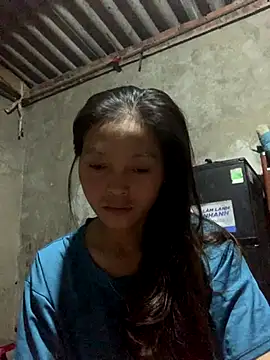 Halyy xx online show from September 30, 2025, 10:37 pm