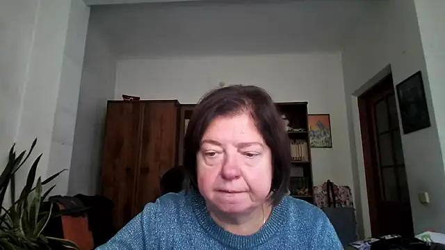 Violet Pulse online show from October 13, 2025, 9:53 am