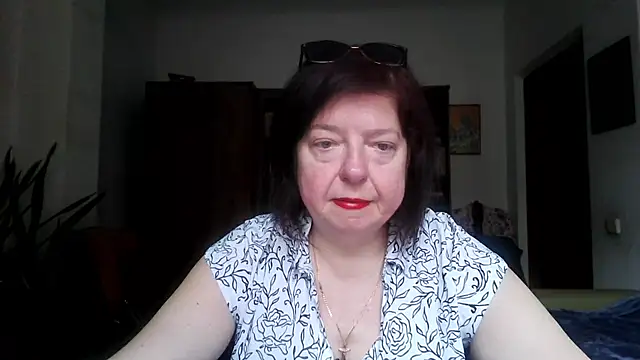 Violet Pulse online show from April 22, 2026, 8:39 am