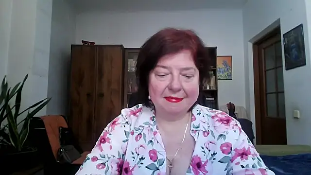 Violet Pulse online show from May 3, 2026, 2:45 pm