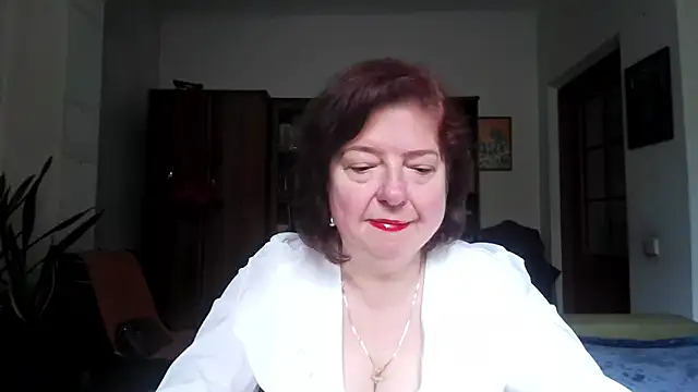 Snapshot of Violet_Pulse chatting on June 4, 2026, 7:58 am Violet Pulse online show from June 4, 2026, 7:58 am