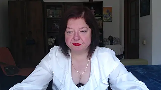 Snapshot of Violet_Pulse chatting on July 14, 2026, 7:57 am Violet Pulse online show from July 14, 2026, 7:57 am