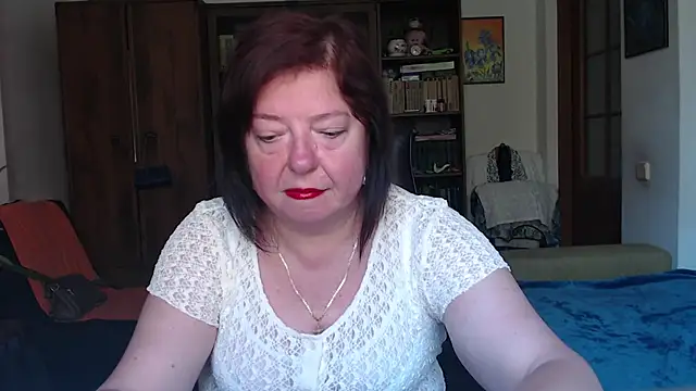 Snapshot of Violet_Pulse chatting on July 20, 2026, 10:50 am Violet Pulse online show from July 20, 2026, 10:50 am