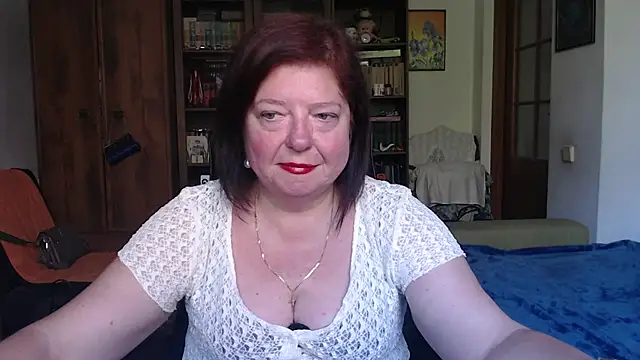 Snapshot of Violet_Pulse chatting on July 22, 2026, 1:03 pm Violet Pulse online show from July 22, 2026, 1:03 pm
