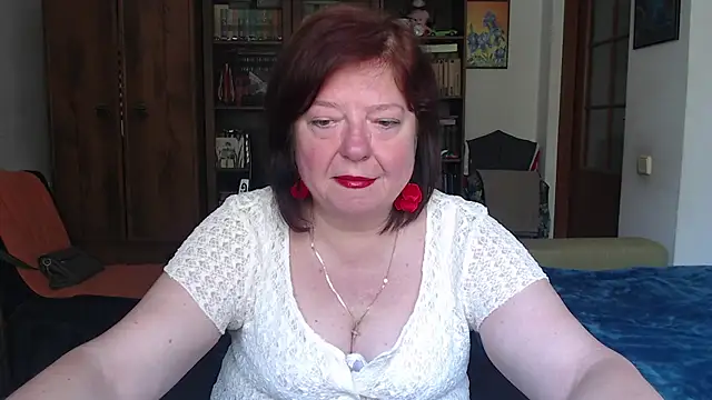 Snapshot of Violet_Pulse chatting on July 29, 2026, 9:29 am Violet Pulse online show from July 29, 2026, 9:29 am