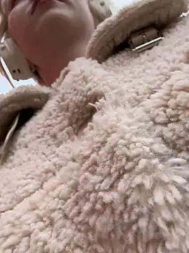 Snapshot of RonnieKiss chatting on October 27, 2025, 5:22 am RonnieKiss online show from October 27, 2025, 5:22 am