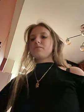 Snapshot of Niksa99x chatting on September 24, 2025, 6:33 pm Niksa99x online show from September 24, 2025, 6:33 pm