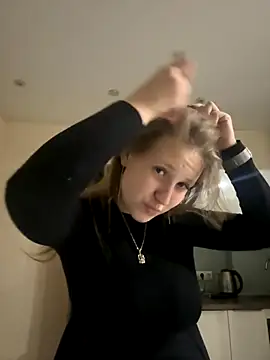 Snapshot of Niksa99x chatting on October 18, 2025, 2:25 am Niksa99x online show from October 18, 2025, 2:25 am