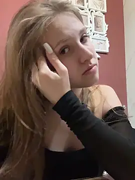 Snapshot of Niksa99x chatting on March 18, 2026, 1:47 pm Niksa99x online show from March 18, 2026, 1:47 pm