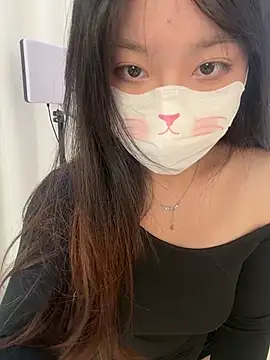 Snapshot of AZ37866 chatting on November 15, 2025, 1:25 am AZ37866 online show from November 15, 2025, 1:25 am