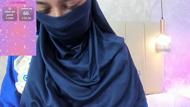 Snapshot of Daksha_a chatting on May 20, 2026, 6:47 pm Daksha a online show from May 20, 2026, 6:47 pm