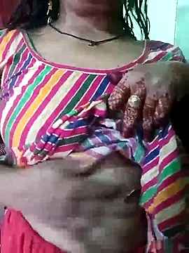 Snapshot of Mona_darling21 chatting on November 8, 2025, 6:02 am Mona darling21 online show from November 8, 2025, 6:02 am