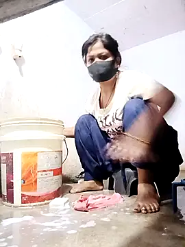 Mona darling21 online show from March 17, 2026, 4:39 am