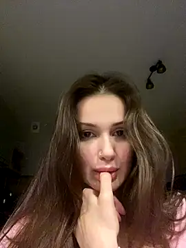 Snapshot of SoShyEmmyyy chatting on September 23, 2025, 6:11 pm SoShyEmmyyy online show from September 23, 2025, 6:11 pm