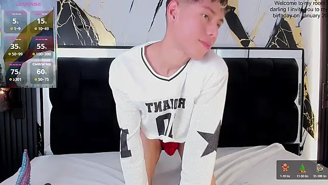 Snapshot of Little_liam chatting on January 10, 2026, 4:03 am Little liam online show from January 10, 2026, 4:03 am