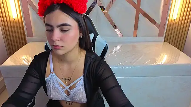 Snapshot of scarlett_smith_tp chatting on October 4, 2025, 12:58 pm scarlett smith tp online show from October 4, 2025, 12:58 pm