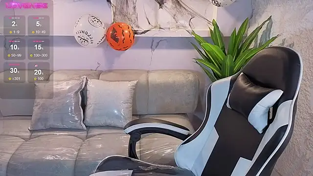 Snapshot of scarlett_smith_tp chatting on October 29, 2025, 1:02 pm scarlett smith tp online show from October 29, 2025, 1:02 pm