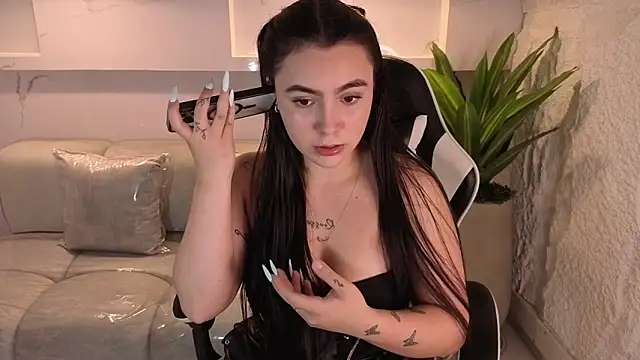 Snapshot of scarlett_smith_tp chatting on November 25, 2025, 7:36 pm scarlett smith tp online show from November 25, 2025, 7:36 pm