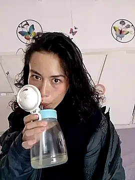 oblivionlove online show from December 4, 2025, 8:50 pm