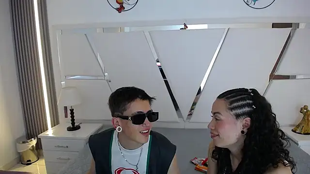 oblivionlove online show from July 31, 2026, 9:25 pm