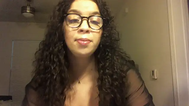 lotuzpetals online show from September 30, 2025, 12:37 am