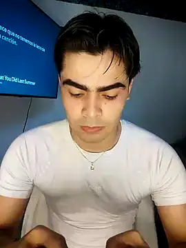 Snapshot of Mason_grey chatting on September 29, 2025, 4:56 pm Mason grey online show from September 29, 2025, 4:56 pm