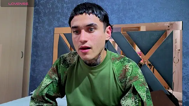 Snapshot of owen_desmond chatting on September 28, 2025, 2:17 am owen desmond online show from September 28, 2025, 2:17 am