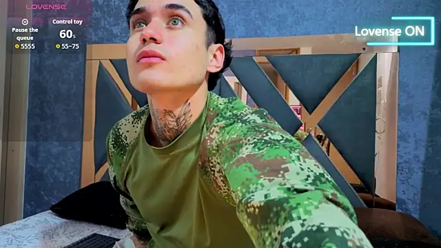 Snapshot of owen_desmond chatting on September 30, 2025, 2:38 am owen desmond online show from September 30, 2025, 2:38 am