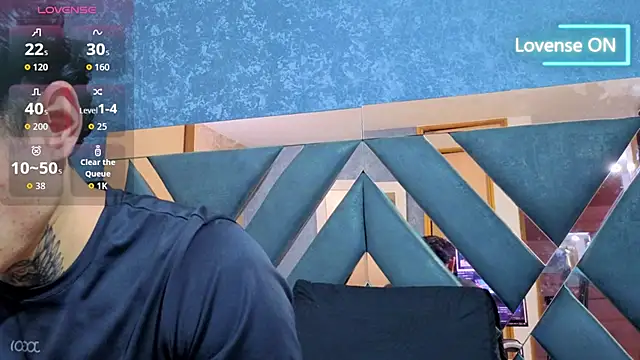 Snapshot of owen_desmond chatting on October 1, 2025, 1:55 am owen desmond online show from October 1, 2025, 1:55 am