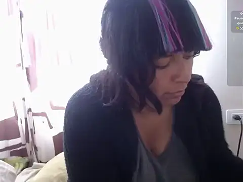 Acelinrose online show from April 25, 2026, 9:01 pm