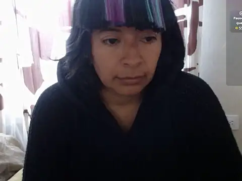 Snapshot of Acelinrose chatting on May 8, 2026, 12:10 pm Acelinrose online show from May 8, 2026, 12:10 pm