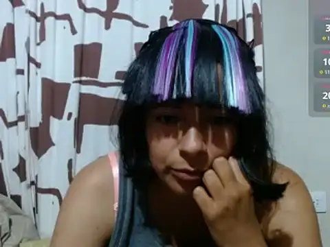 Snapshot of Acelinrose chatting on May 24, 2026, 1:43 am Acelinrose online show from May 24, 2026, 1:43 am