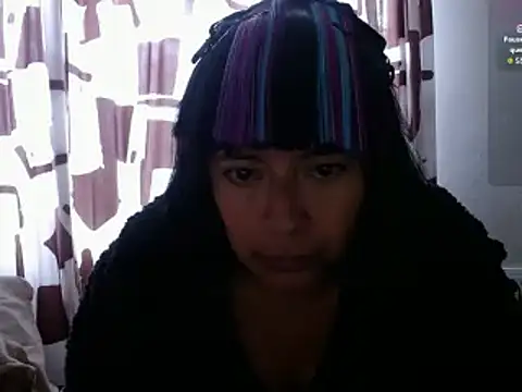 Snapshot of Acelinrose chatting on May 25, 2026, 10:27 pm Acelinrose online show from May 25, 2026, 10:27 pm