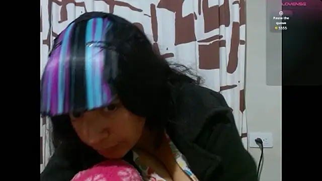 Snapshot of Acelinrose chatting on June 11, 2026, 2:53 am Acelinrose online show from June 11, 2026, 2:53 am