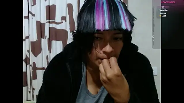 Acelinrose online show from June 22, 2026, 1:07 am