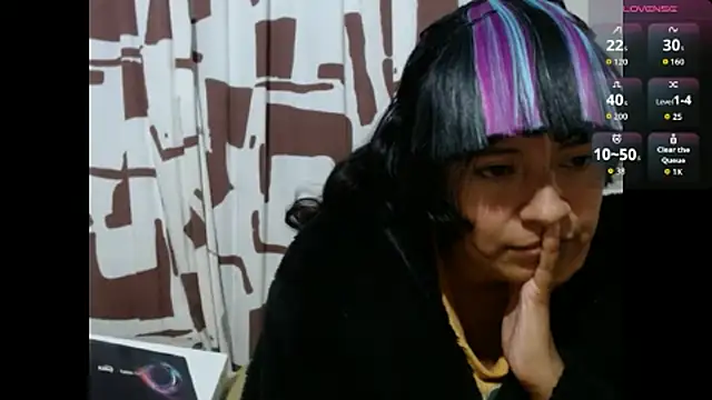 Acelinrose online show from July 17, 2026, 2:07 am