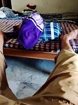 Sumitx007 online show from April 2, 2026, 9:29 am