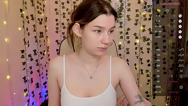 LinaBlossom  online show from February 7, 2026, 5:55 am