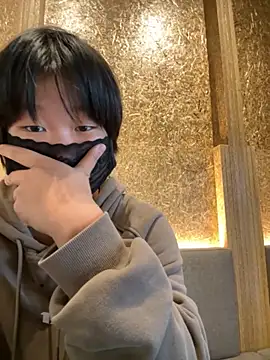 Snapshot of Tang-88 chatting on November 12, 2025, 3:18 am Tang-88 online show from November 12, 2025, 3:18 am