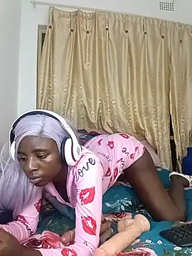 Snapshot of BlackPearl_19 chatting on June 24, 2026, 4:33 am BlackPearl 19 online show from June 24, 2026, 4:33 am