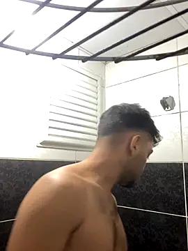 Snapshot of astoperaa chatting on September 21, 2025, 4:30 pm astoperaa online show from September 21, 2025, 4:30 pm