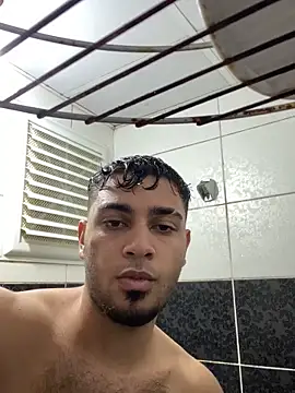 Snapshot of astoperaa chatting on November 29, 2025, 1:25 pm astoperaa online show from November 29, 2025, 1:25 pm